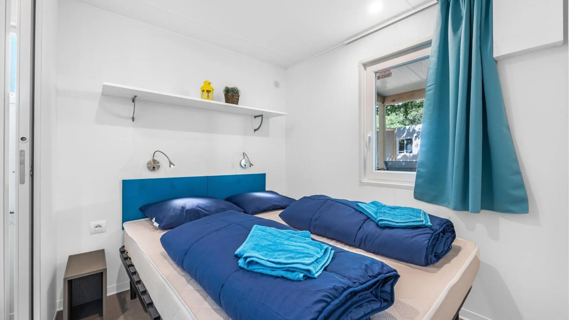 Easyatent Mobile Home Bijela Uvala Mugeba 4*,