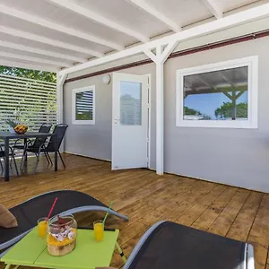 Zelena Laguna Mobile Homes Semesterpark